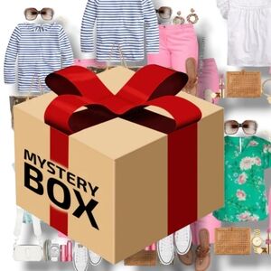 Mystery Box Women's Clothing 12 Pieces Size XS/Pre-Loved Condition/Great Deal